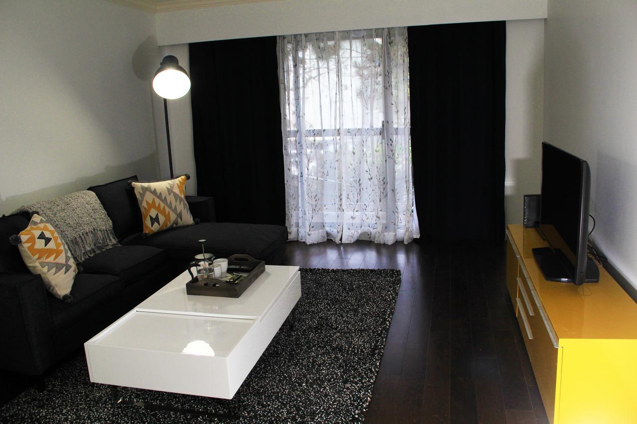 Twelve Oaks By Marquee Vancouver Bagian luar foto